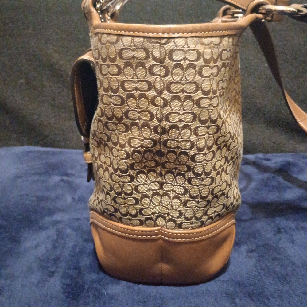 Vintage Coach Soho Classic Brown Signature C Camel Tan Leather Sm Tote Bag - Picture 5 of 15